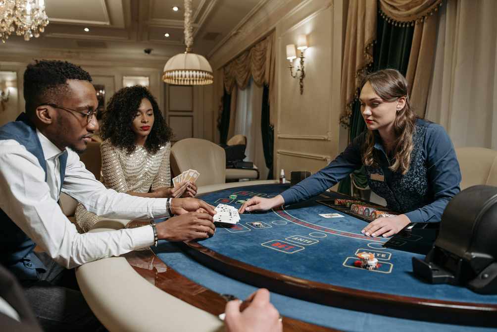 Differences between online and land-based casinos